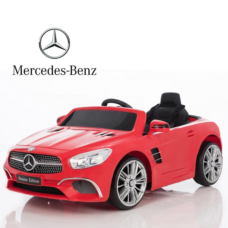 รถใบอนุญาตแบตเตอรี่ Mercedes Benz รถยนต์ไฟฟ้าสำหรับเด็ก รถเด็กนั่งบนรถของเล่น